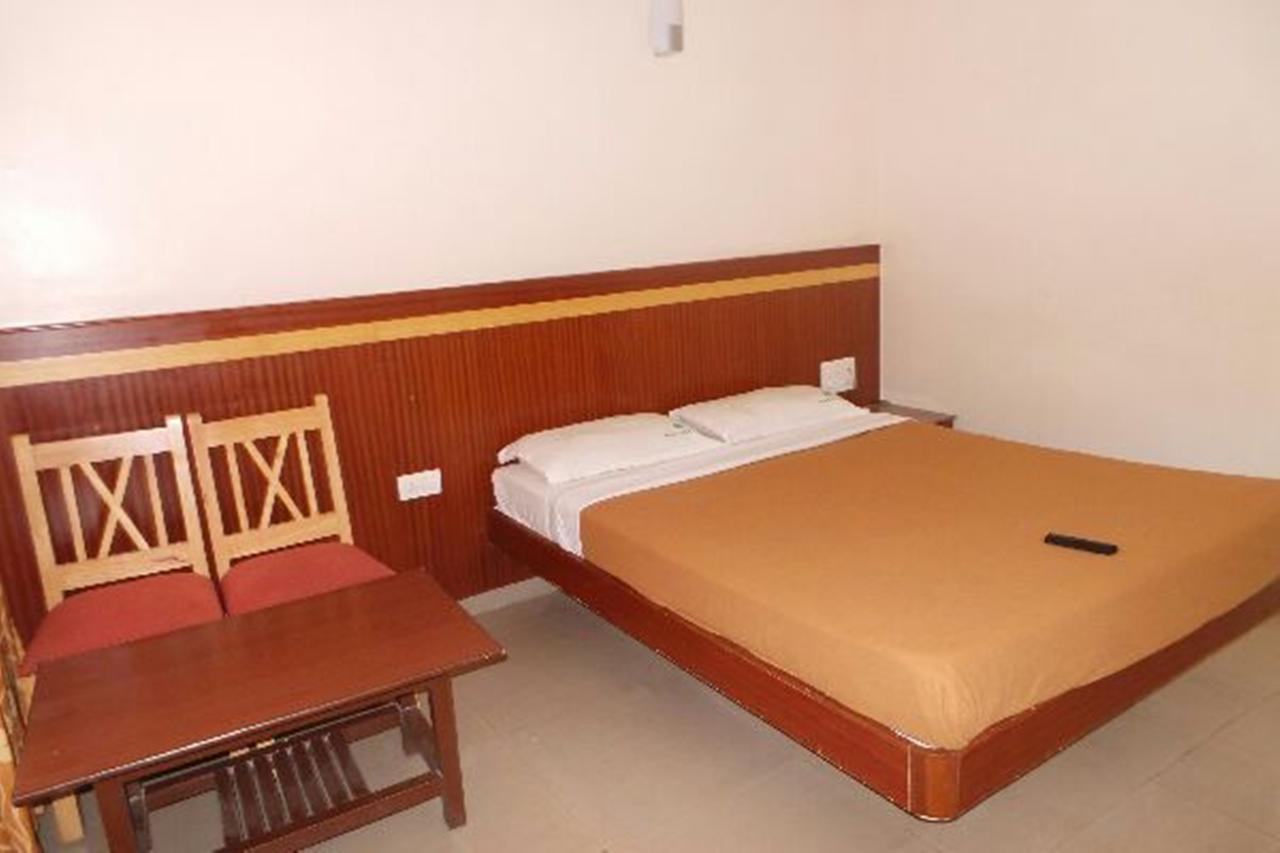 Mlc Gateway Deluxe Inn Bangalore Exterior foto
